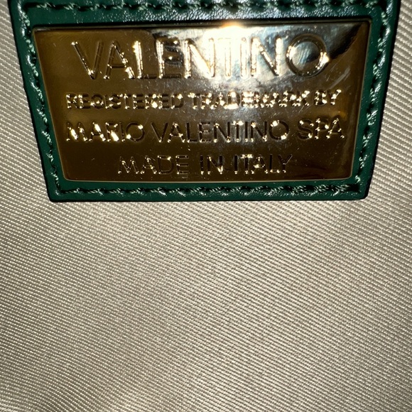 VALENTINO by Mario Valentino Diana Monogram Leather Crossbody Bag in Green - NWT - Picture 9 of 10